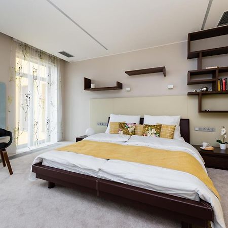 Grand Central Residence By Tkc Praha Exteriér fotografie