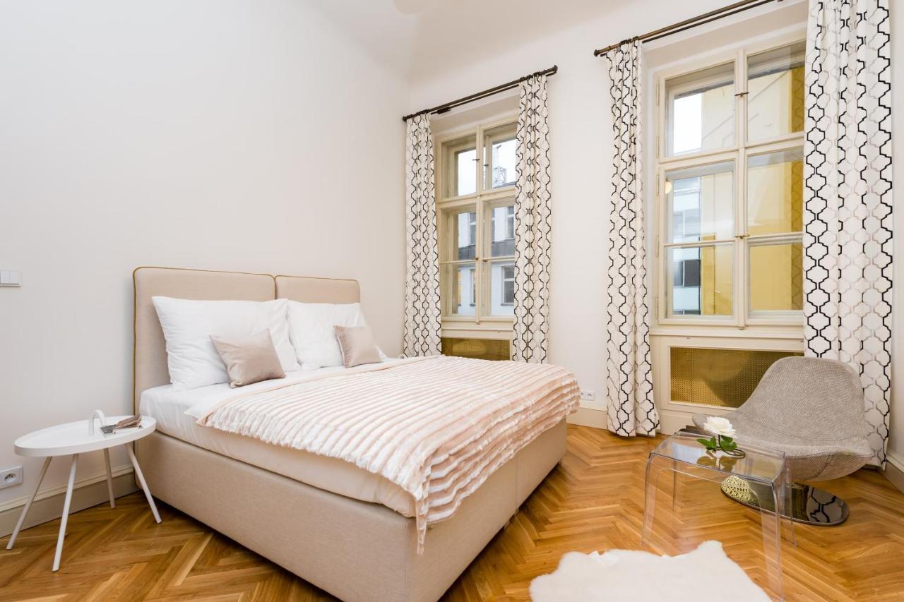 Grand Central Residence By Tkc Praha Exteriér fotografie